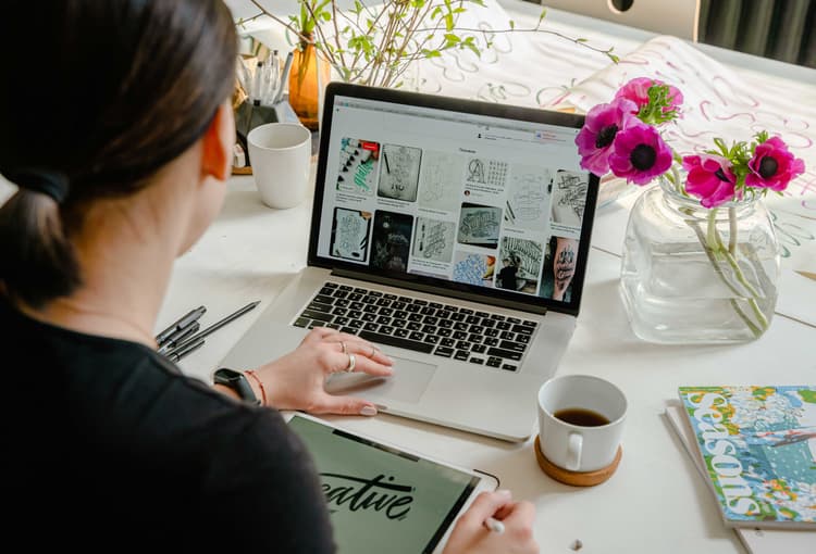 10 Best Landing Page Examples to Inspire Your Landing Page Design